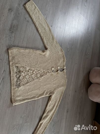 Свитер женский