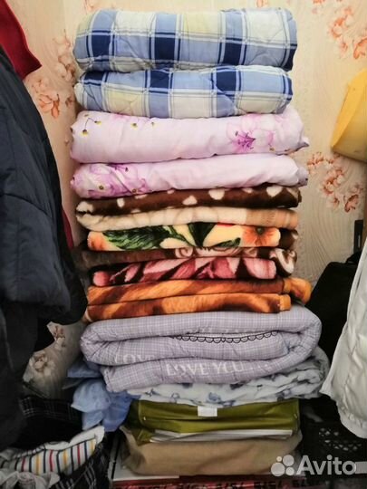 Одеяло и пледы