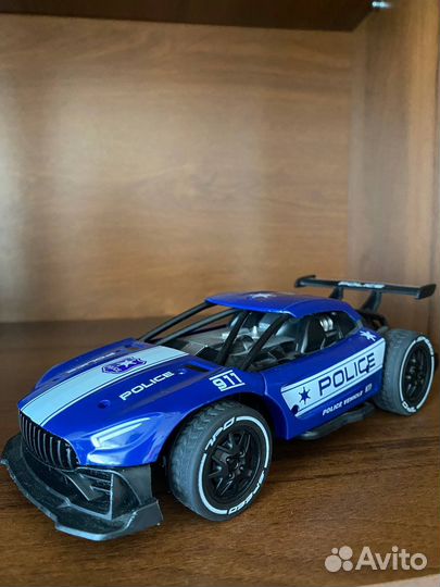 Машина на радиоуправлении