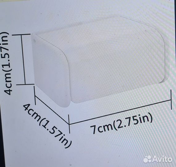 Настенный держатель для зубных щеток с крышкой