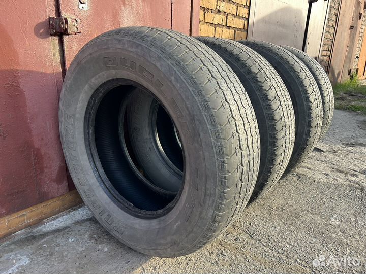 Bridgestone Dueler H/T 275/65 R17