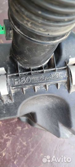 Корпус воздушного фильтра Honda Accord 8