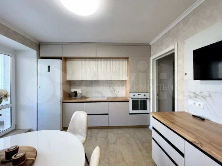 2-к. квартира, 57,4 м², 2/10 эт.