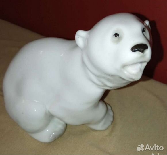 Лфз. Белый мишка, оленёнок, щенок и блюдце