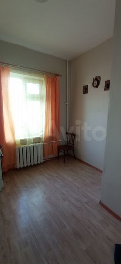 2-к. квартира, 64 м², 1/2 эт.