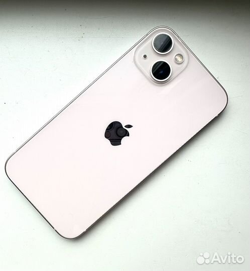 Apple iPhone 13