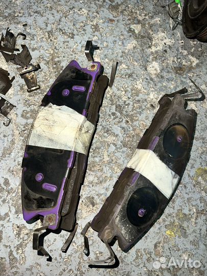 Колодки передние Ford Explorer 5