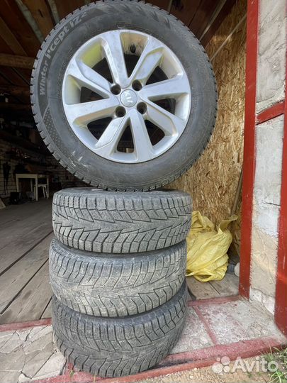 Hankook Winter I'Cept IZ2 195/65 R15