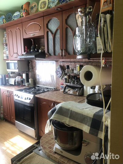 Кухонный гарнитур угловой бу с техникой