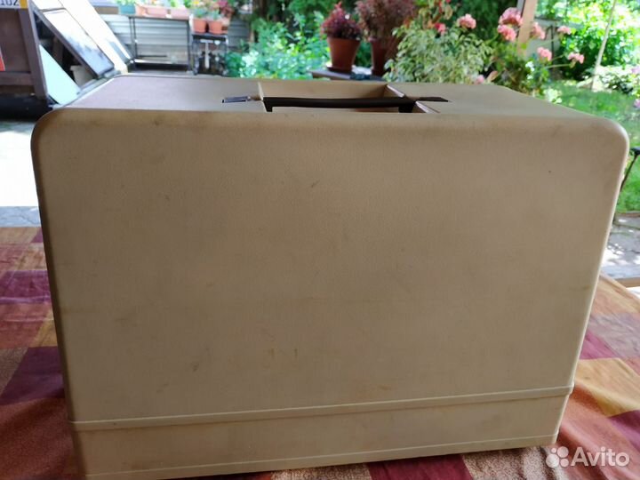 Швейная машинка