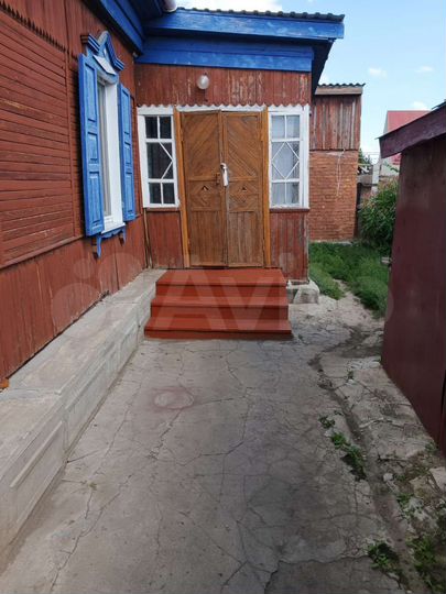 Дом 37 м² на участке 5 сот.