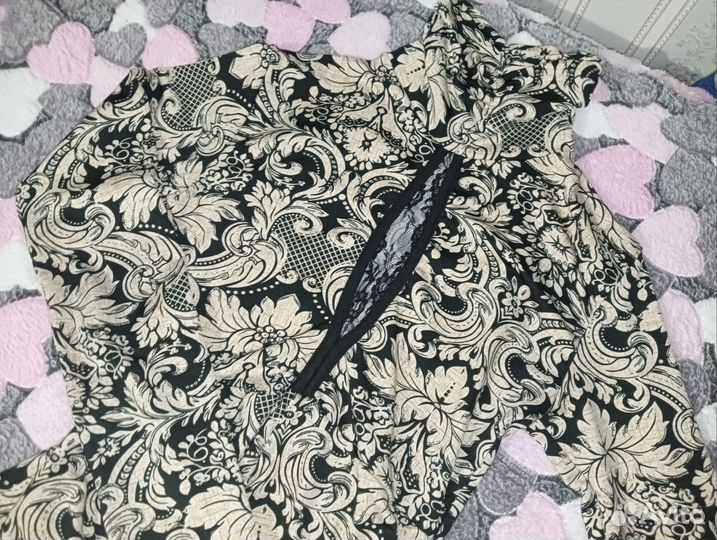 Кофточка с вырезом