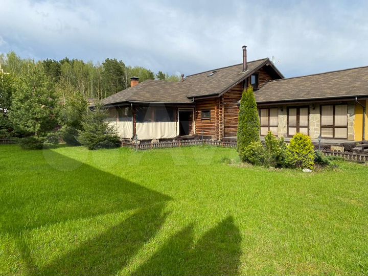 Дом 180 м² на участке 20 сот.