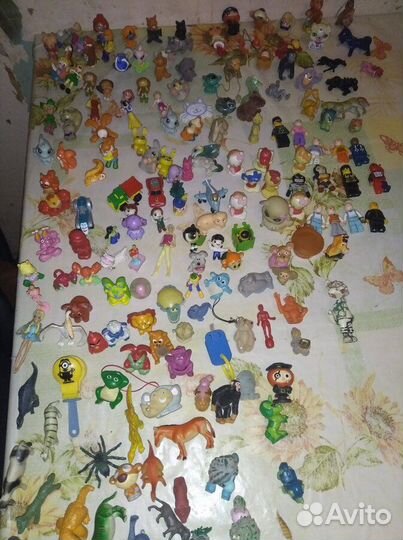 Игрушки из киндера