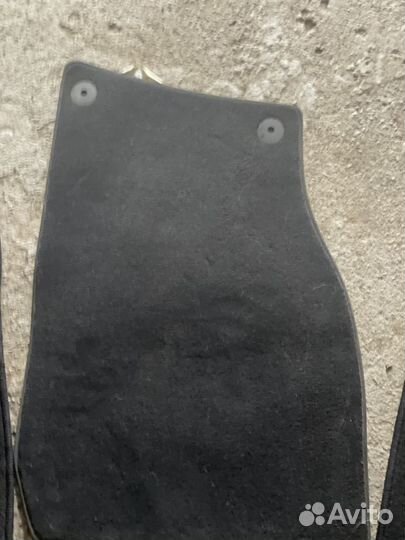 Автомобильные коврики на Lexus Gs