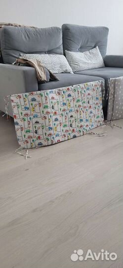 Бортик в детскую кроватку