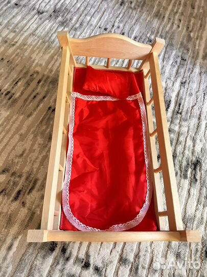 Кроватка для пупса деревянная