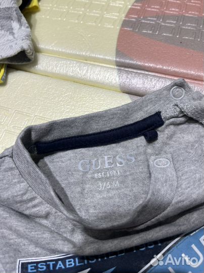 Футболка с шортами комплект Guess 3-6 месяцев