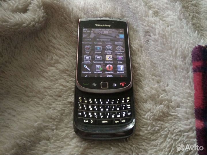 BlackBerry Torch 9800, 4 ГБ