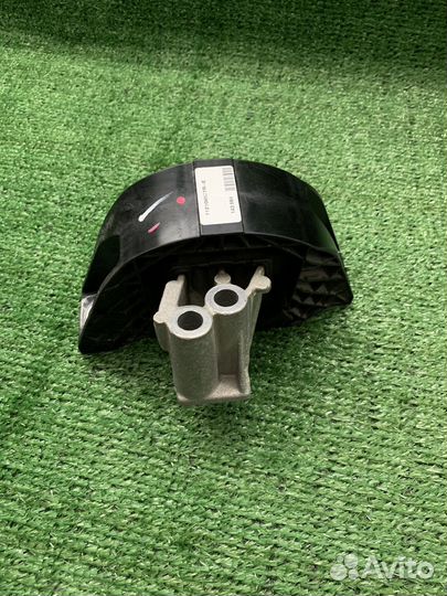 Подушка двигателя Лада Веста правая