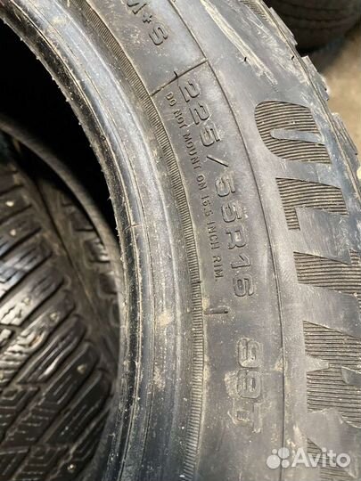 Goodyear Ultragrip Ice Arctic 225/55 R16