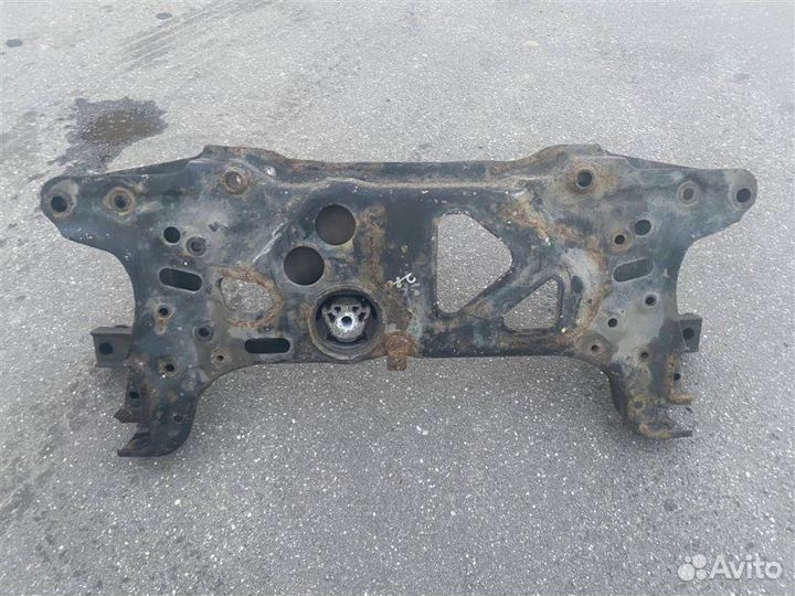 Подрамник передний Vw Jetta 2011