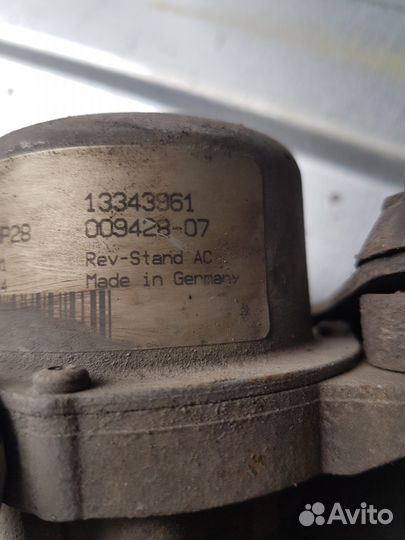 Насос вакуумный Chevrolet Cruze 13343961