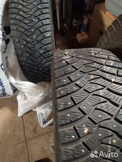 Dunlop GrandTrek Ice 03 285/60 R18