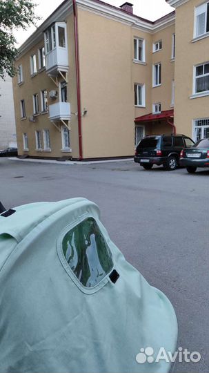 Прогулочная коляска трость