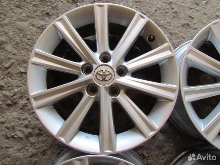 Диски Toyota R17 Литые 5x114.3 J7 S3