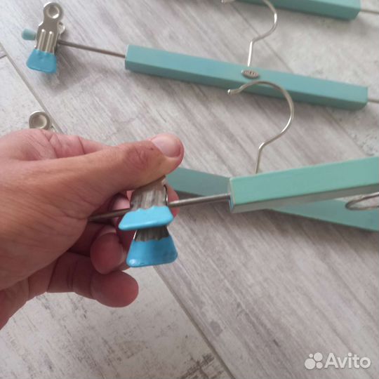 Плечики вешалки