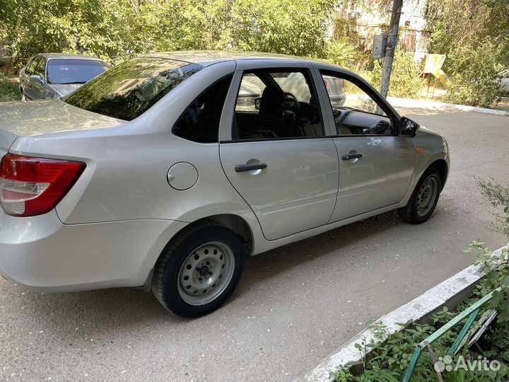 LADA Granta 1.6 МТ, 2015, 116 809 км