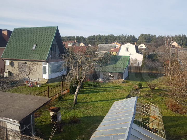 Дом 179 м² на участке 9 сот.