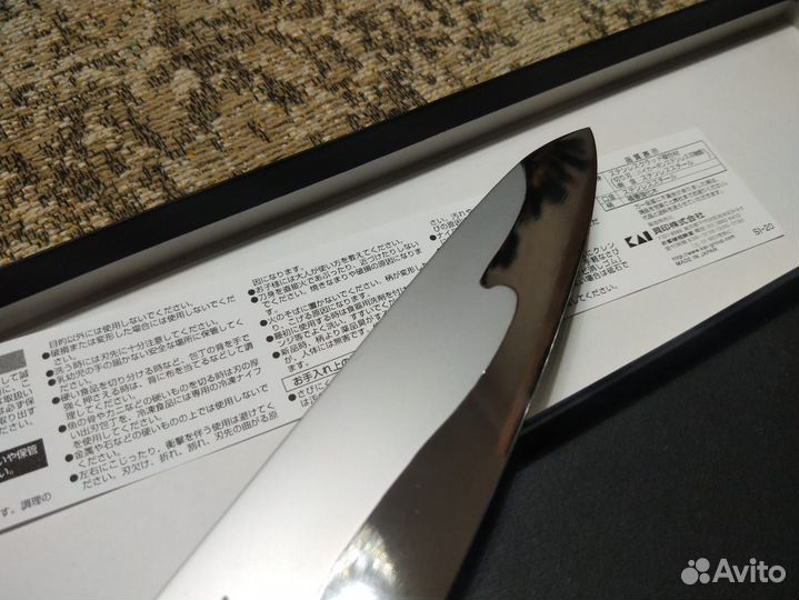 Нож кухонный KAI Япония. Новый