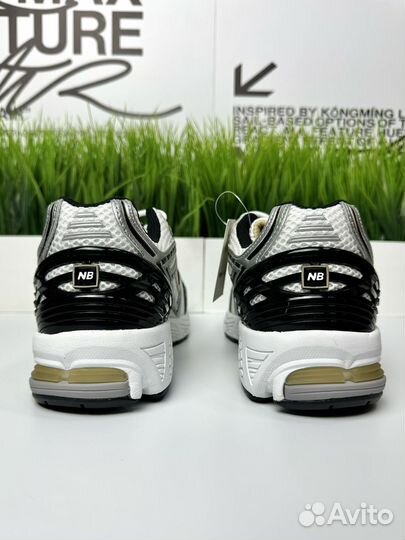 New Balance 1906R White Black Gold