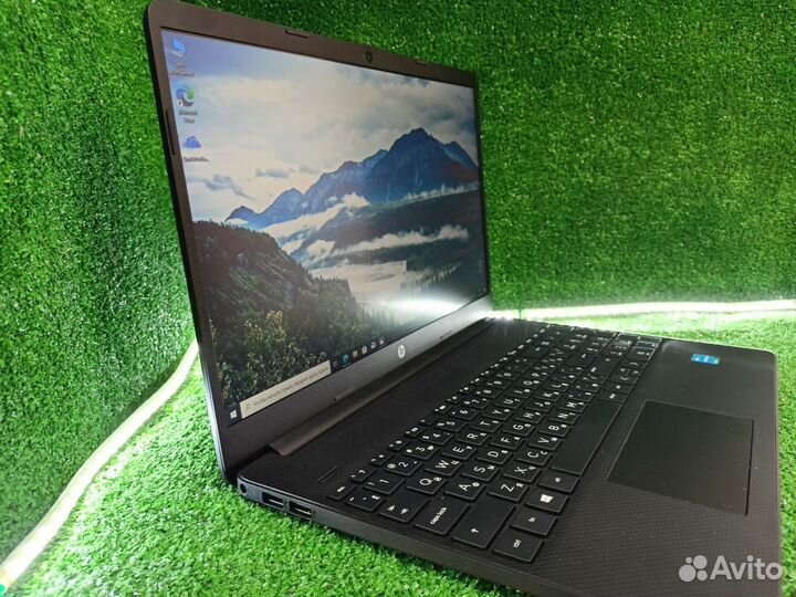 Ноутбук HP новые 4 ядра/ssd
