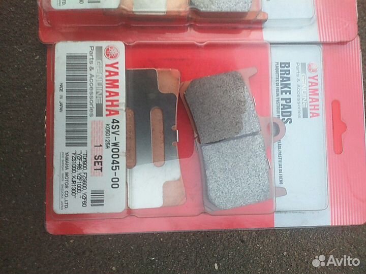 Оригинальные тормозные колодки Yamaha R6