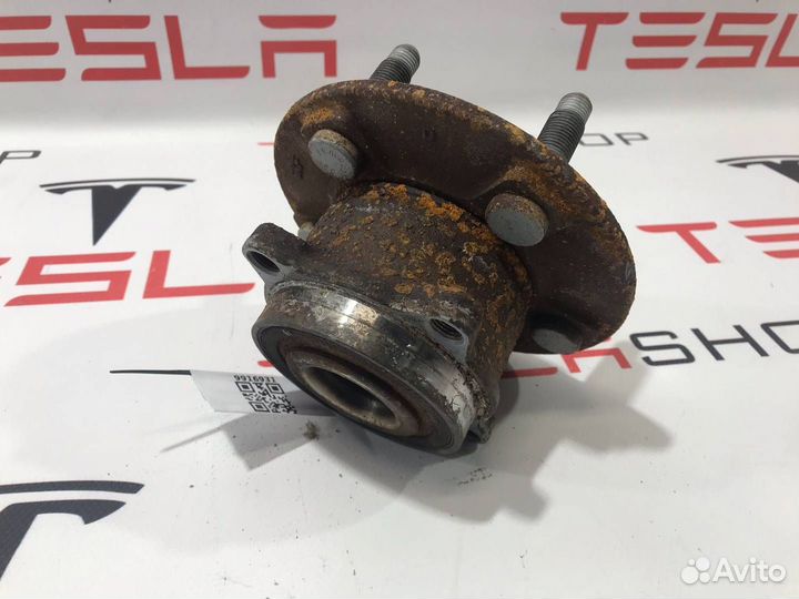 Подшипник ступицы Tesla Model S 2015 1027170-00-B