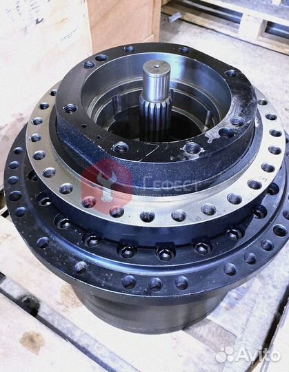 Бортовой редуктор Hyundai R210LC-9 39Q6-42100