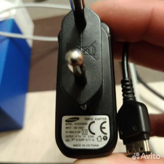 Зарядное устройство для телефона