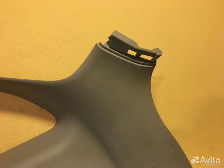 Обшивка стойки задняя правая Honda Cr-V