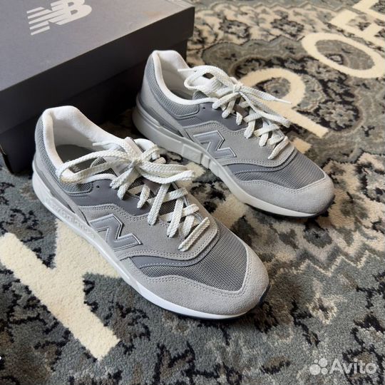 New Balance 997