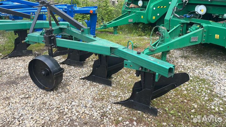 Плуг Вятка-АгроДизель ПЛН-3-35, 2023