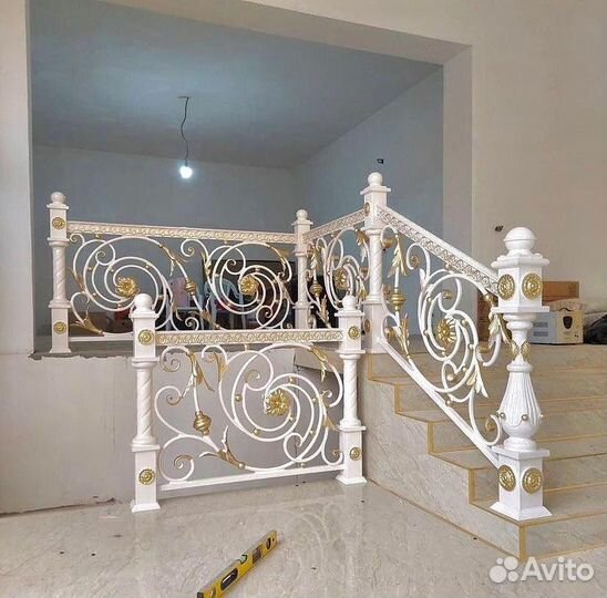 Перила кованые для лестниц