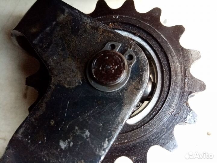 Рычаг натяжного устройства цепей Газ двигатель 405