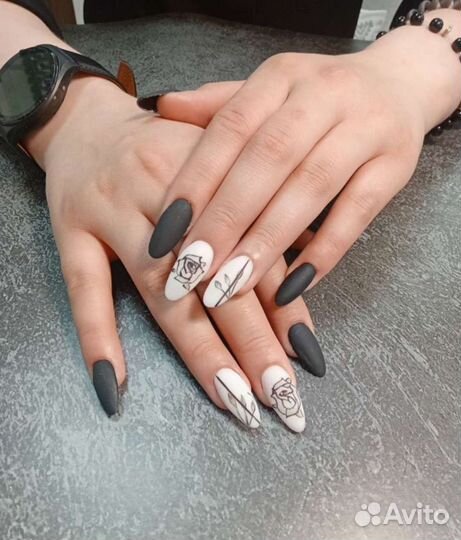 Маникюр педикюр