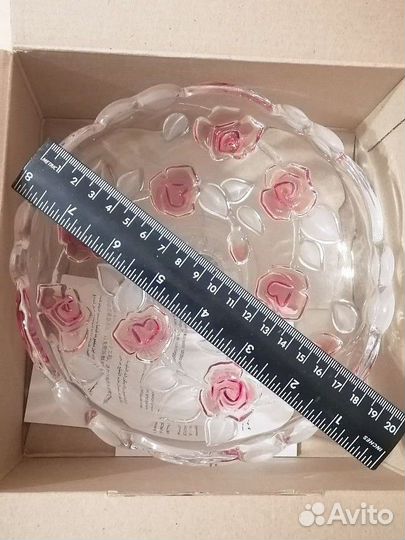 Ваза для фруктов для конфет на ножке