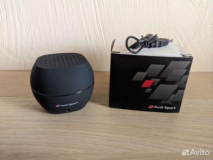 Портативная колонка bluetooth Audi Sport