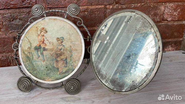 Старинное зеркало. Антиквариат