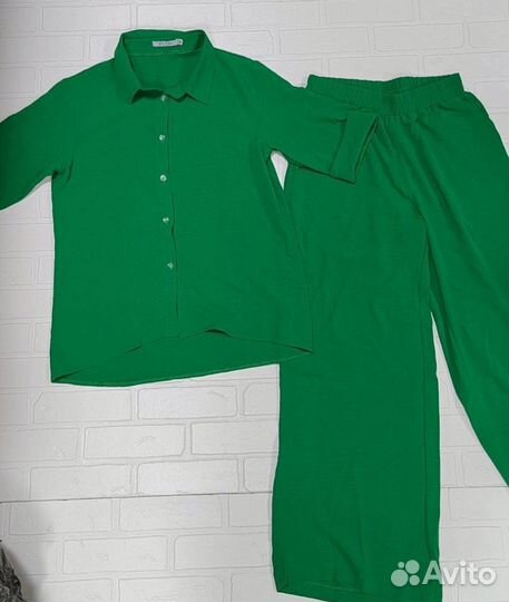 Костюм женский